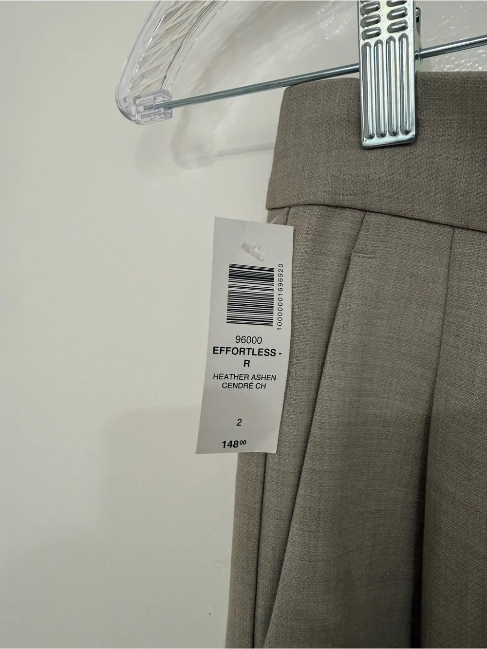 Aritzia Effortless Pant in Heather Ashen - Picture 3 of 4